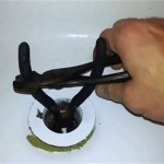 How To Remove Bathtub Drain Without Tool