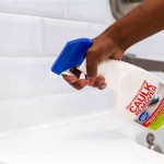 How To Remove Old Caulking Off A Bathtub