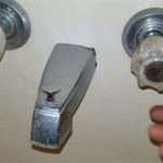 How To Repair Old Bathtub Faucet