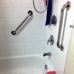 Where Should Grab Bars Be Placed In A Bathtub